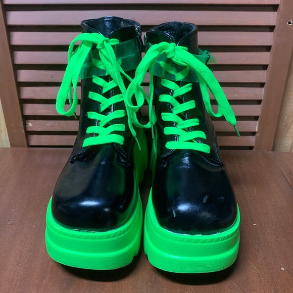 Shoes - Green Platform Women’s Shoes